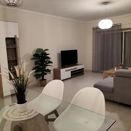T2 Infante Moderno Wi-Fi Garagem 50 M Praia Quarteira Exterior photo